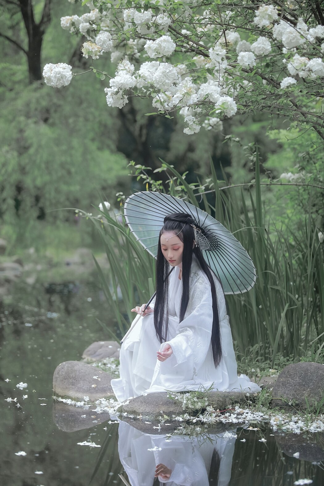 YiTuYu艺图语 Vol.1674 Yun Zhi Shi Xiao Hu Li Ya