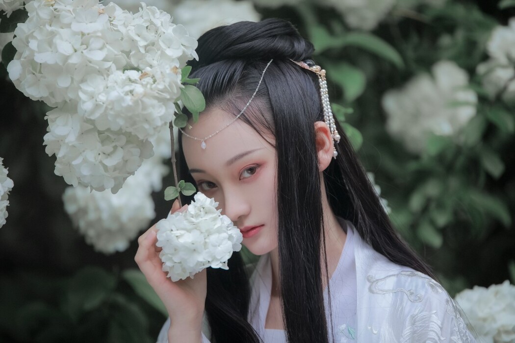 YiTuYu艺图语 Vol.1674 Yun Zhi Shi Xiao Hu Li Ya