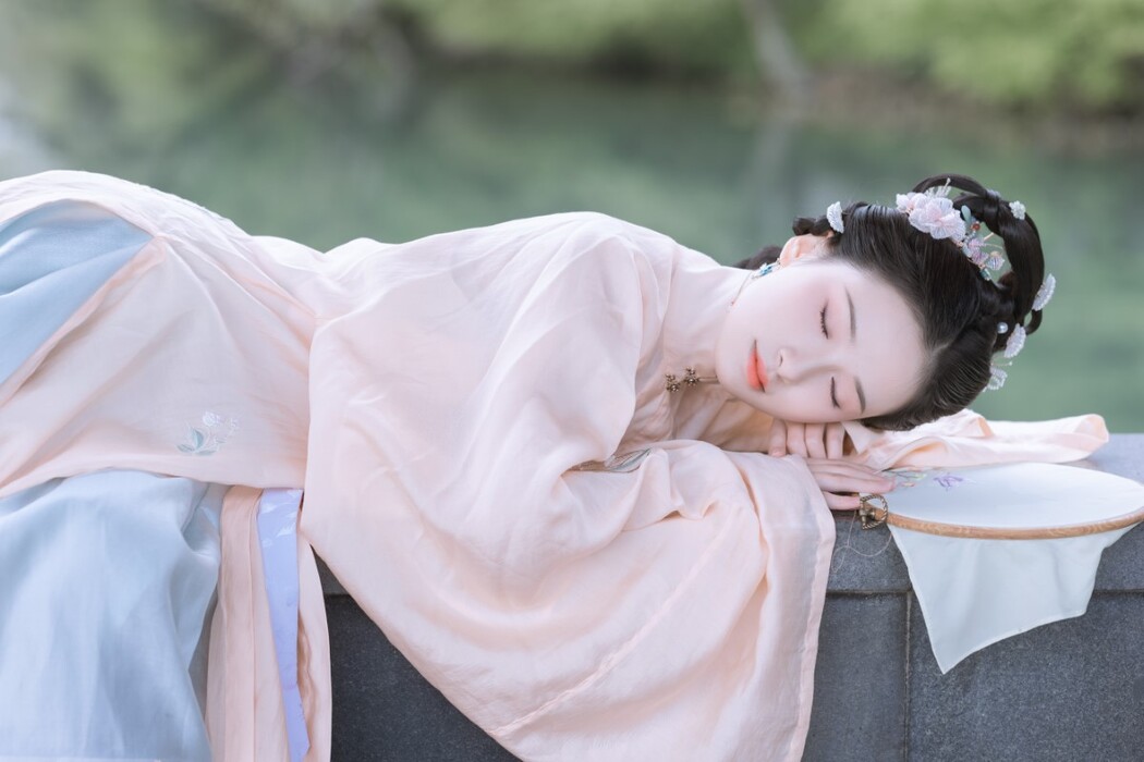 YiTuYu艺图语 Vol.1672 Mou Xiao Yao