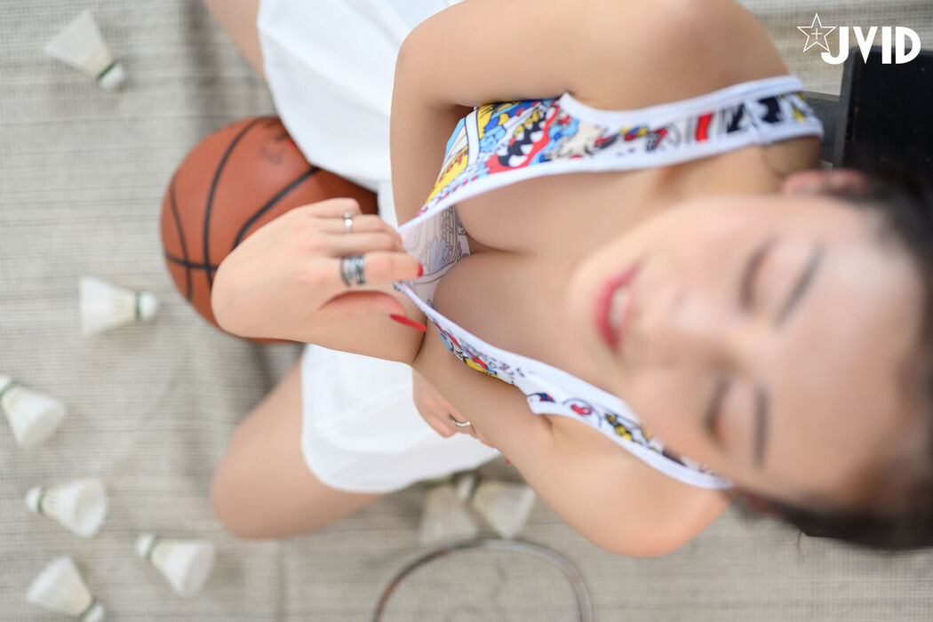 JVID 夏暮光 – WARM UP!激烈運動前,夏慕光上空帶你暖身 Part1