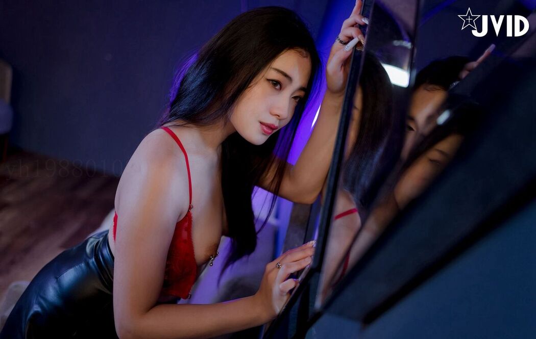 JVID 夏暮光 – 極度誘惑女特工夏暮光性感尤物 Part1