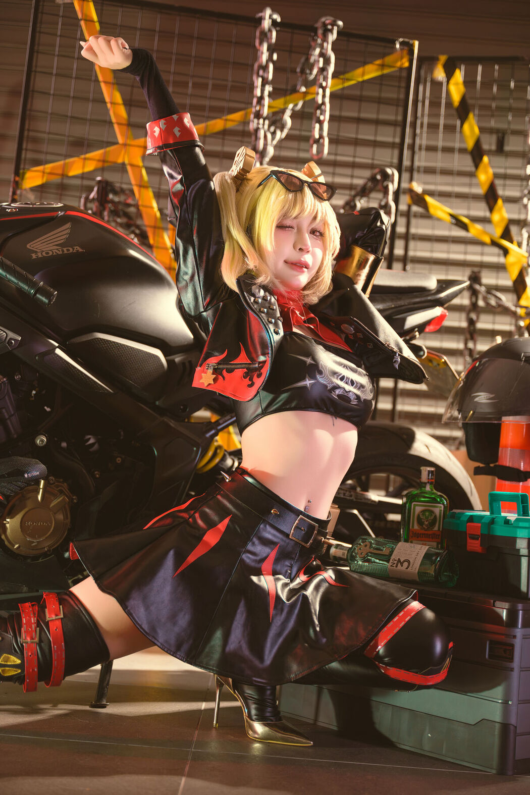 Coser@UmekoJ – Burnice White Zenless Zone Zero Part1