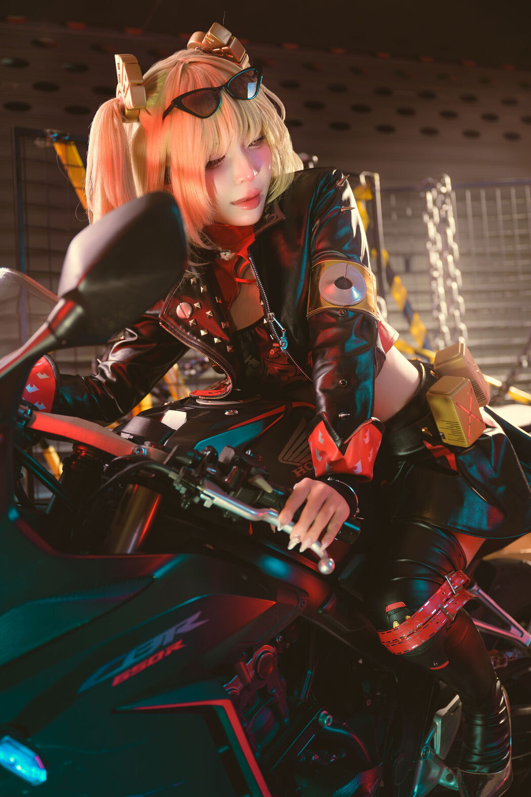 Coser@UmekoJ – Burnice White Zenless Zone Zero Part1