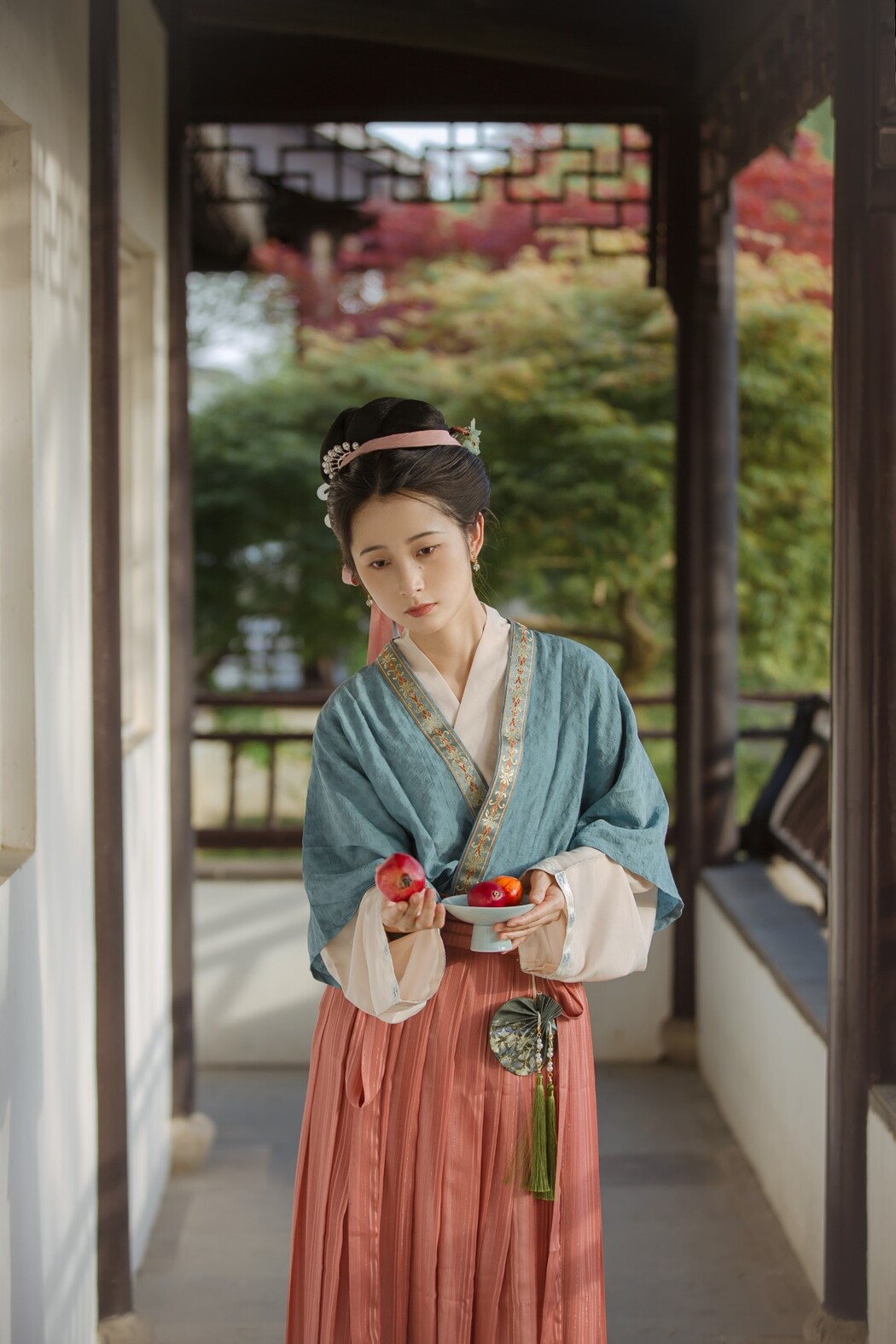 YiTuYu艺图语 Vol.1815 Wu Yue De San Hua Mao