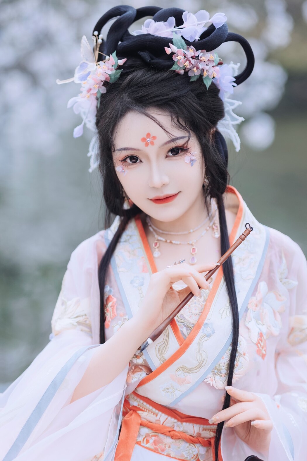 YiTuYu艺图语 Vol.1761 Lu Lu haley