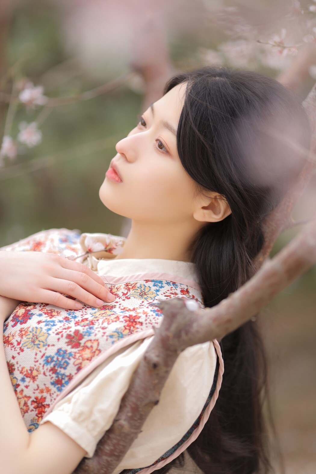 YiTuYu艺图语 Vol.1766 Li You