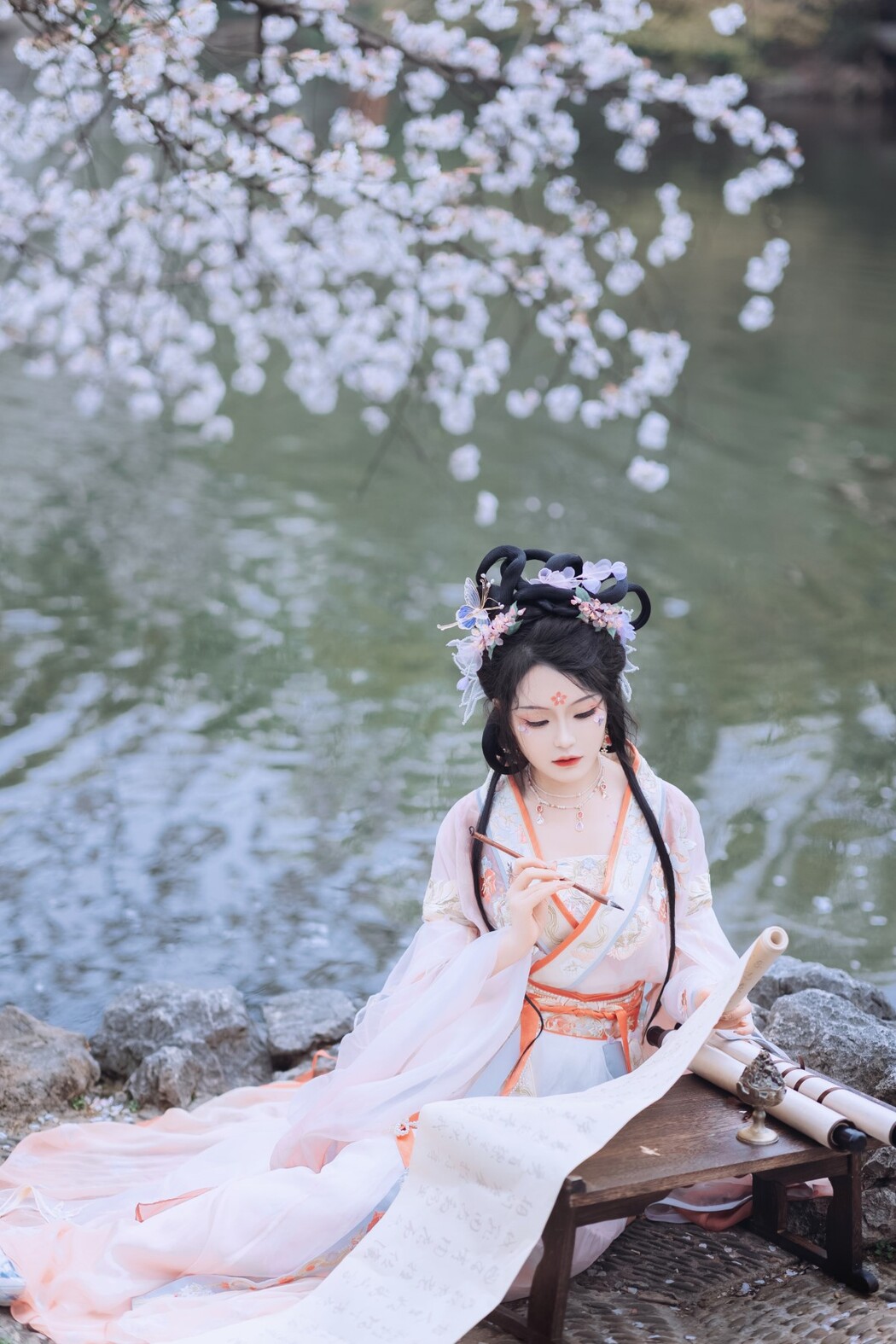YiTuYu艺图语 Vol.1761 Lu Lu haley