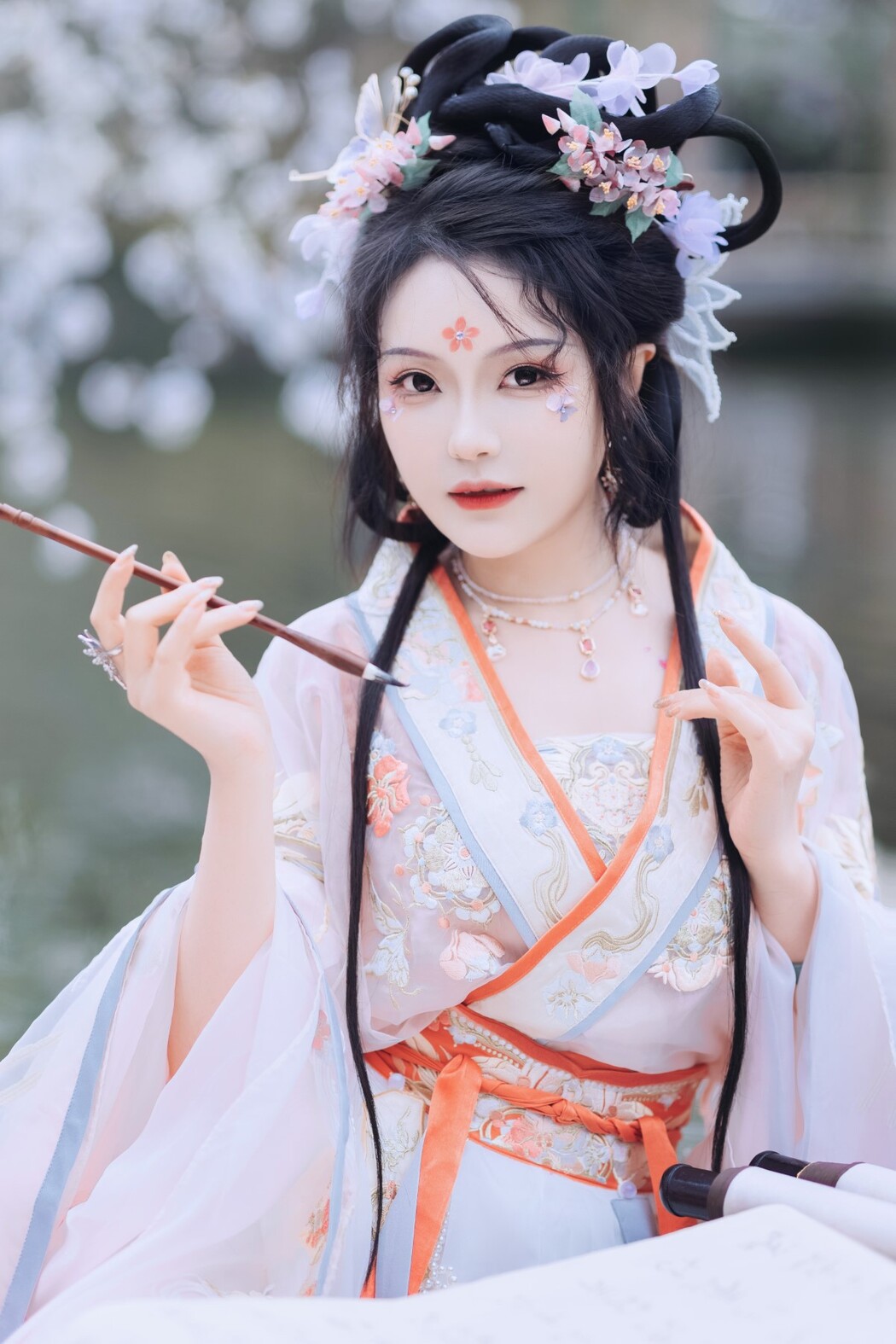 YiTuYu艺图语 Vol.1761 Lu Lu haley