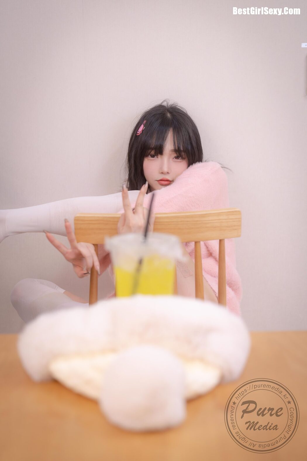 PureMedia Vol.266 Jelly 젤리 – Pinky Buttons And Hole A