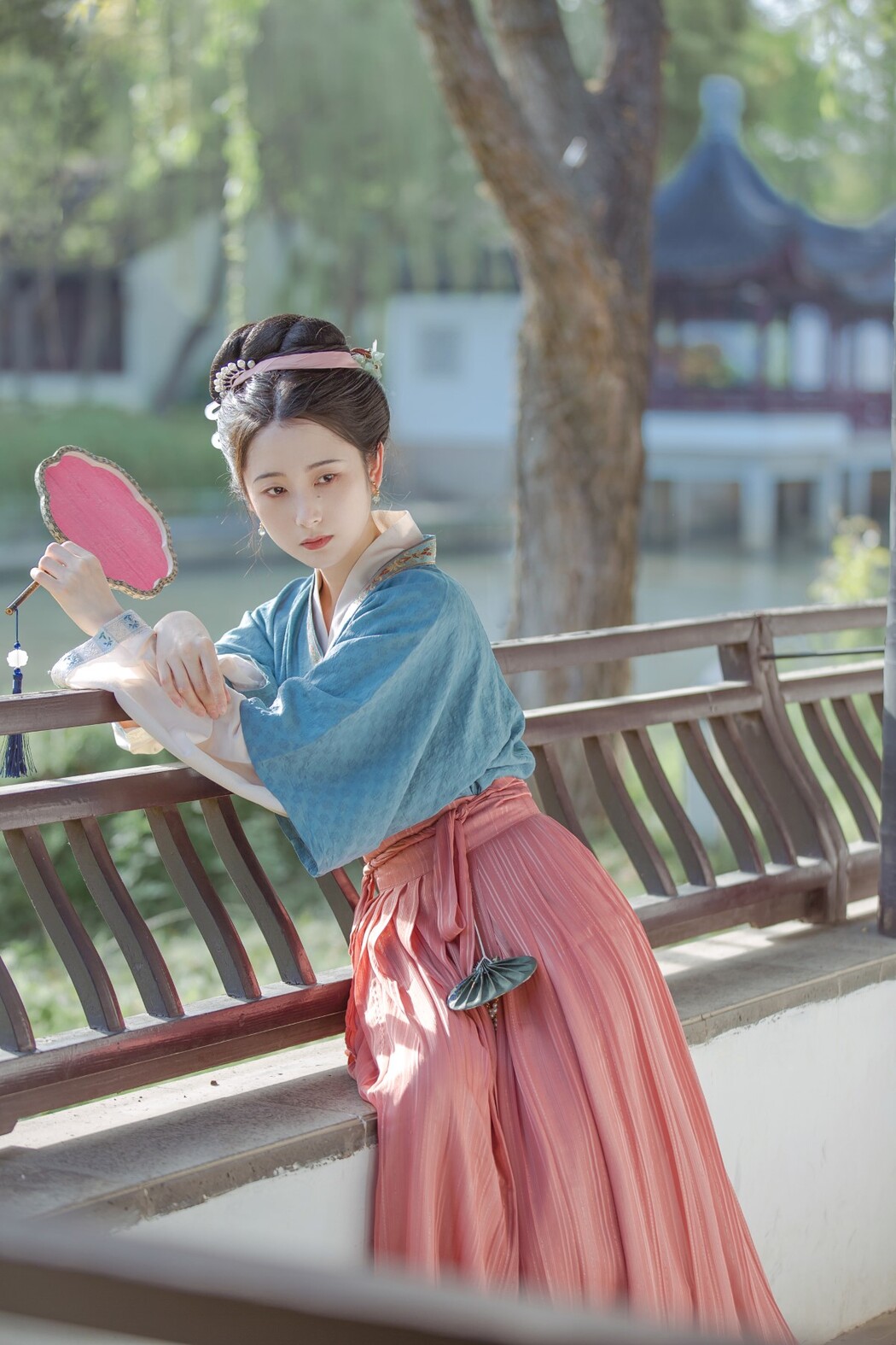 YiTuYu艺图语 Vol.1815 Wu Yue De San Hua Mao