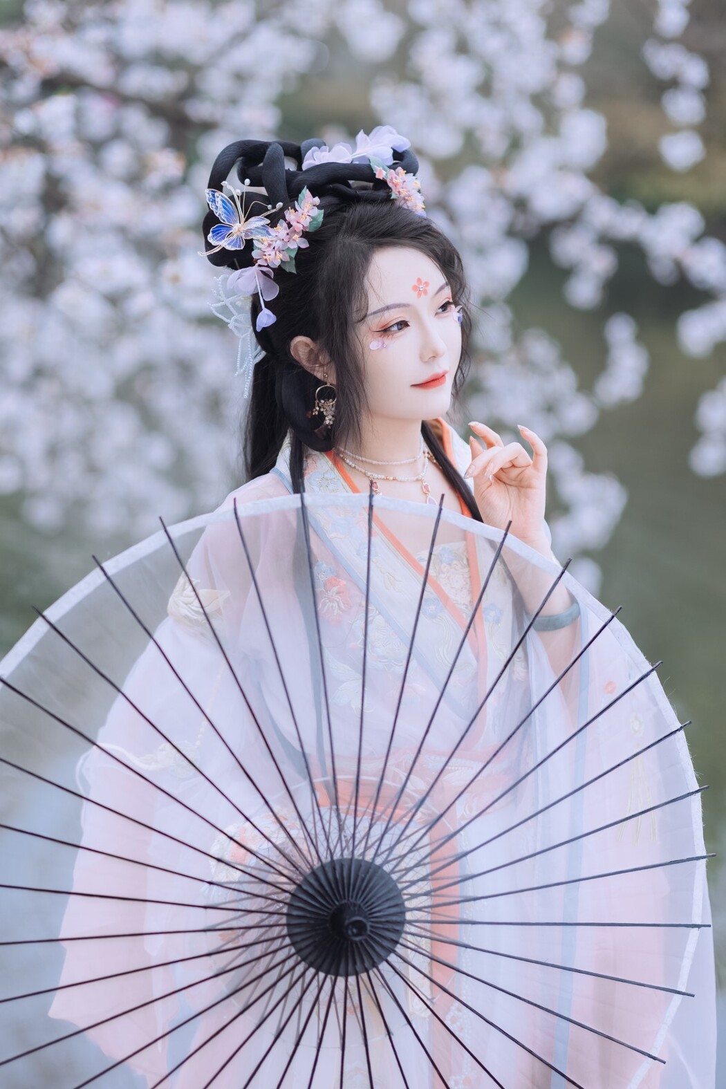 YiTuYu艺图语 Vol.1761 Lu Lu haley