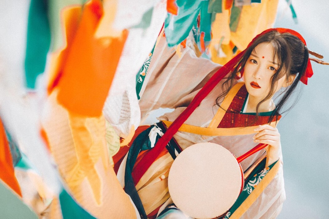 YiTuYu艺图语 Vol.1802 Yue Xia Sang Xiao Chuan