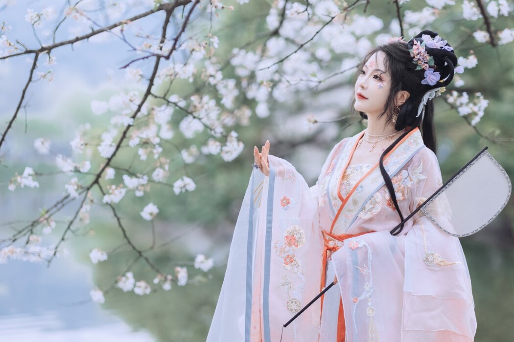 YiTuYu艺图语 Vol.1761 Lu Lu haley