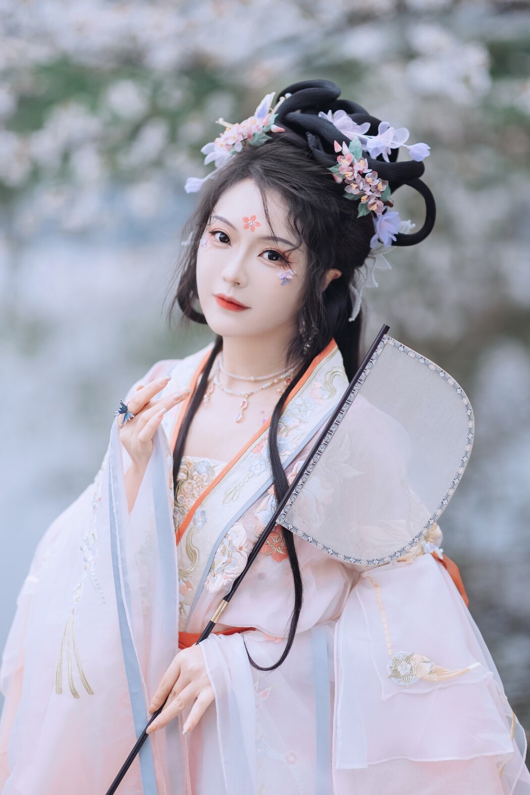 YiTuYu艺图语 Vol.1761 Lu Lu haley