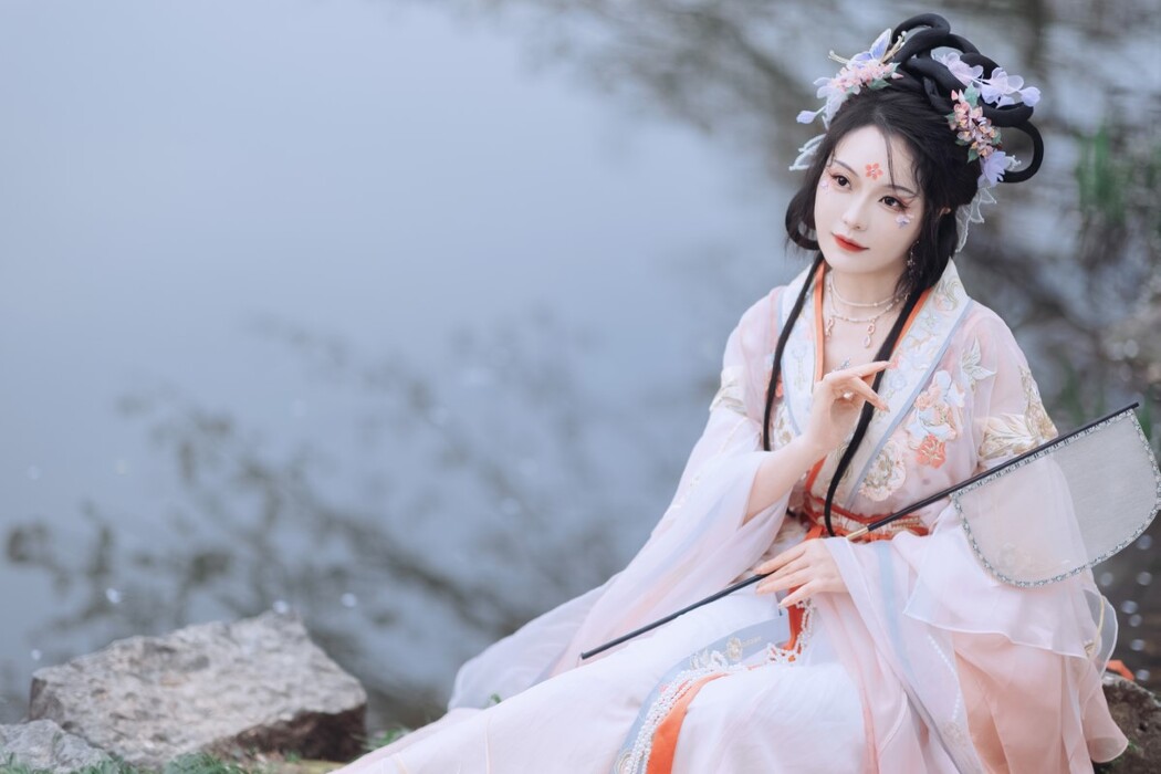 YiTuYu艺图语 Vol.1761 Lu Lu haley