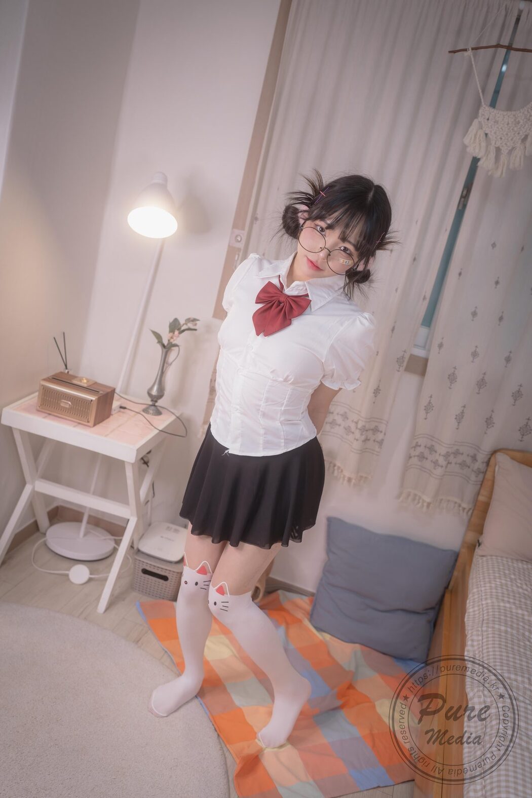 PureMedia Vol.276 Jelly 젤리 – Girl Trapped In A Rooftop Room Part1