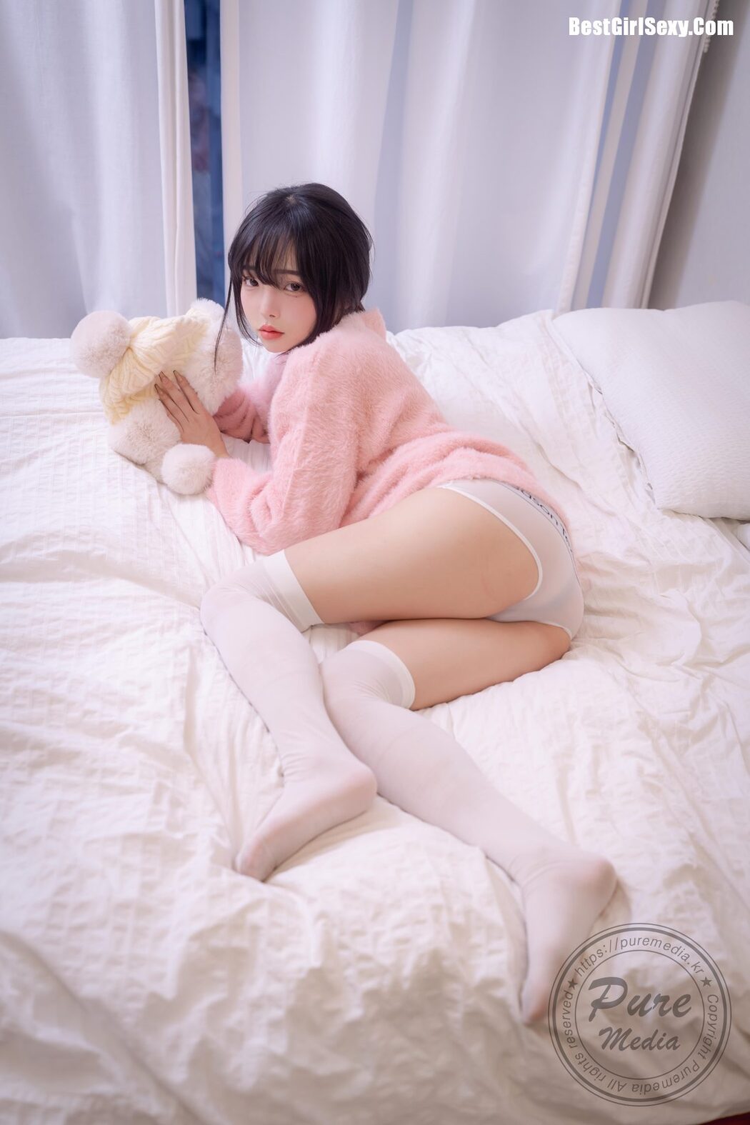 PureMedia Vol.266 Jelly 젤리 – Pinky Buttons And Hole A