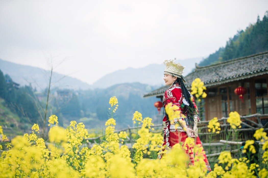 YiTuYu艺图语 Vol.1773 Suan La Tang Er