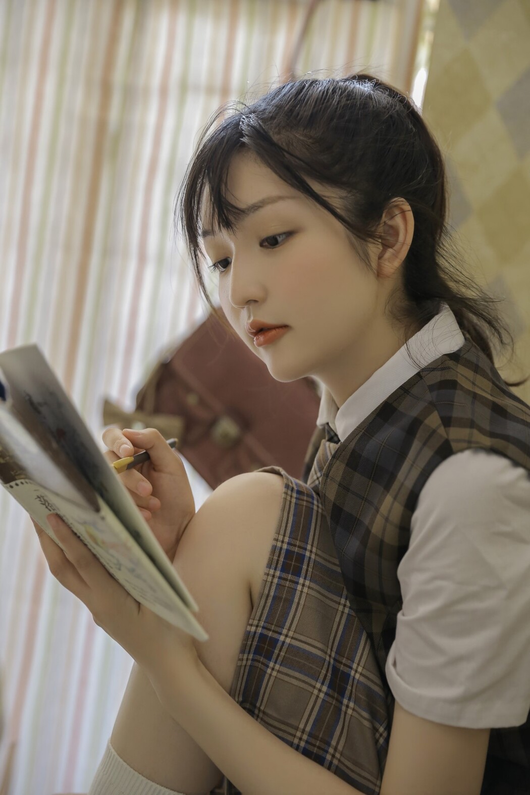 YiTuYu艺图语 Vol.1808 Jin Di Vivian