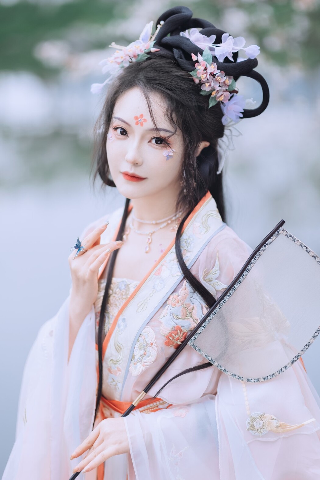YiTuYu艺图语 Vol.1761 Lu Lu haley