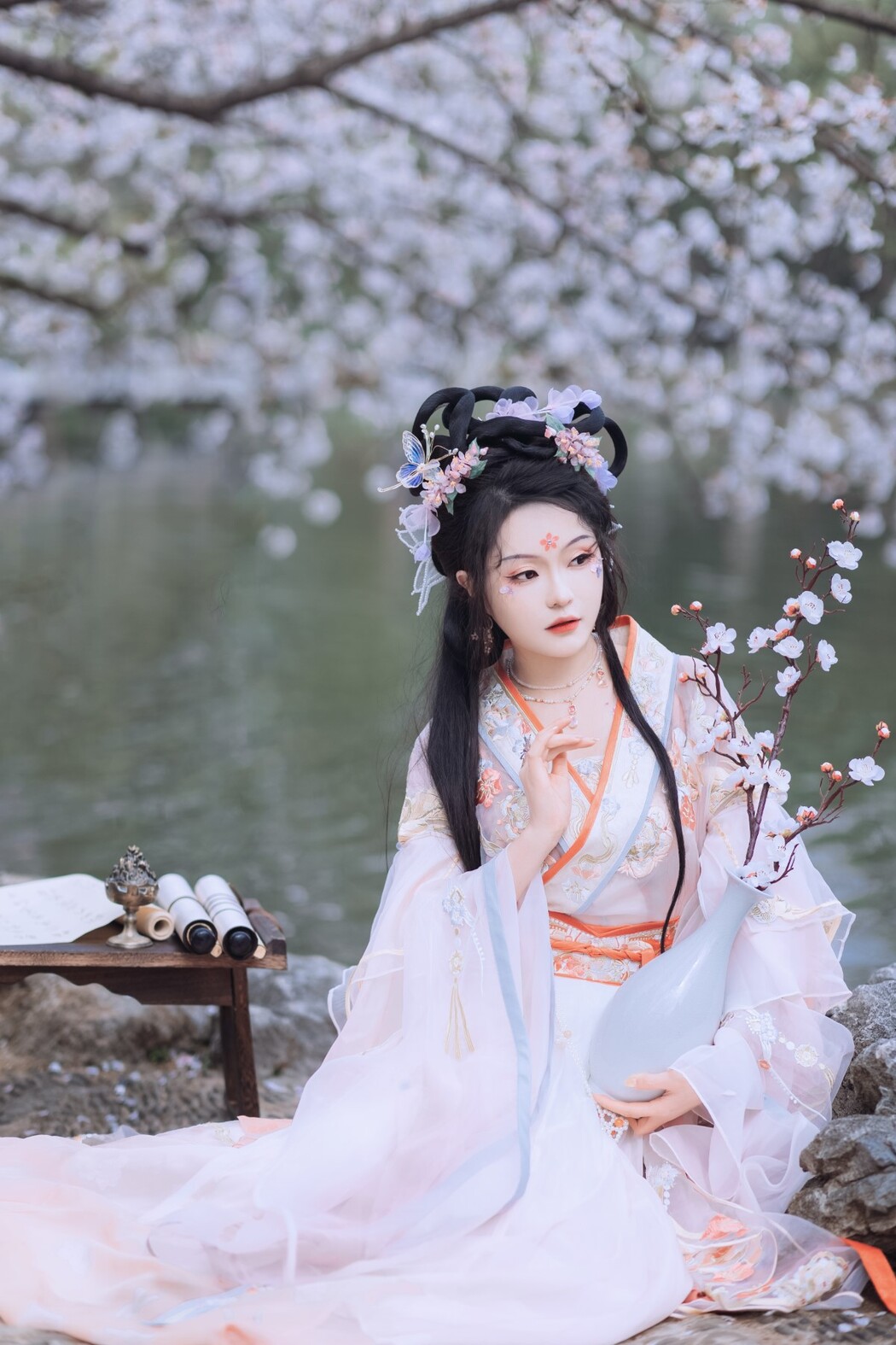 YiTuYu艺图语 Vol.1761 Lu Lu haley