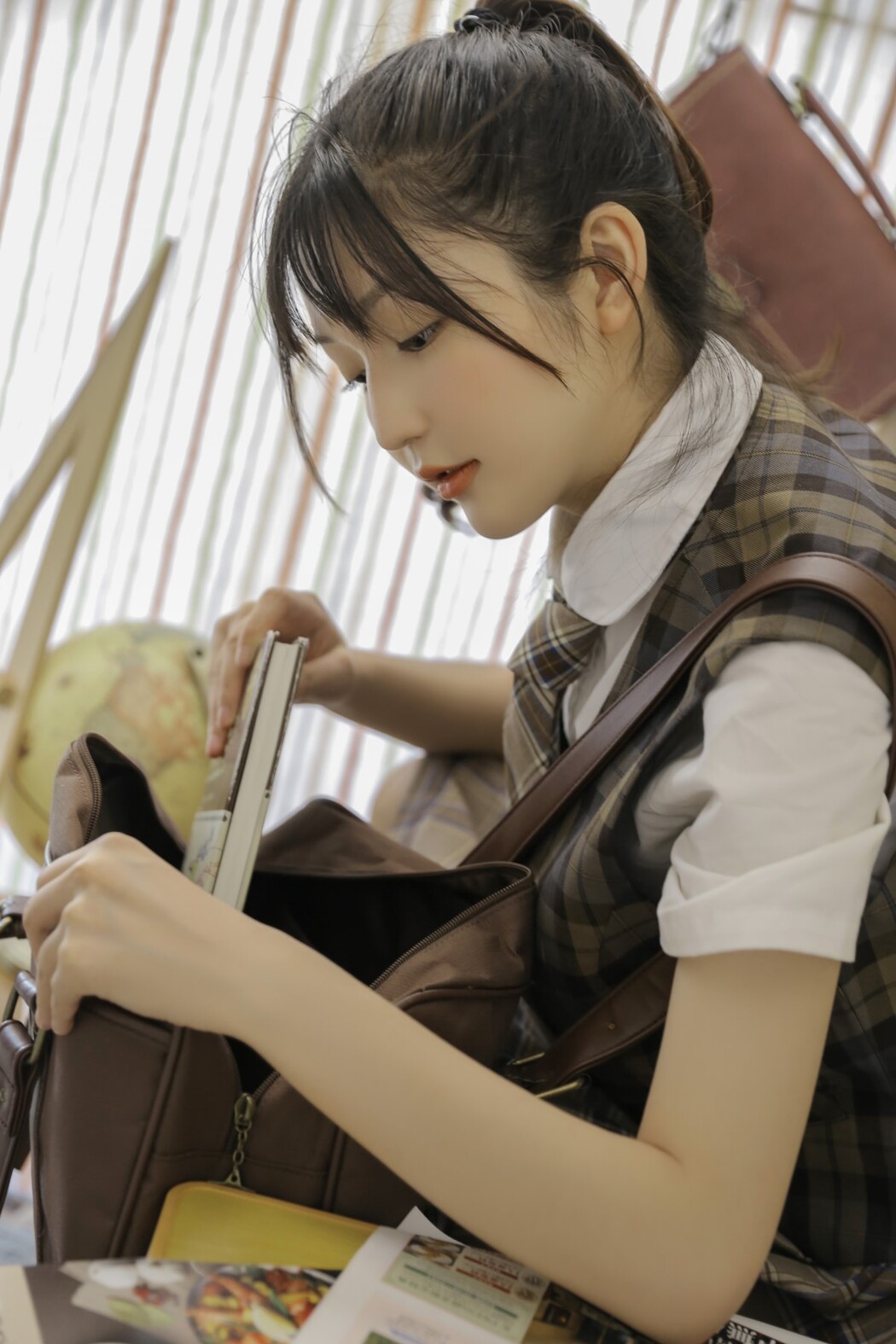 YiTuYu艺图语 Vol.1808 Jin Di Vivian