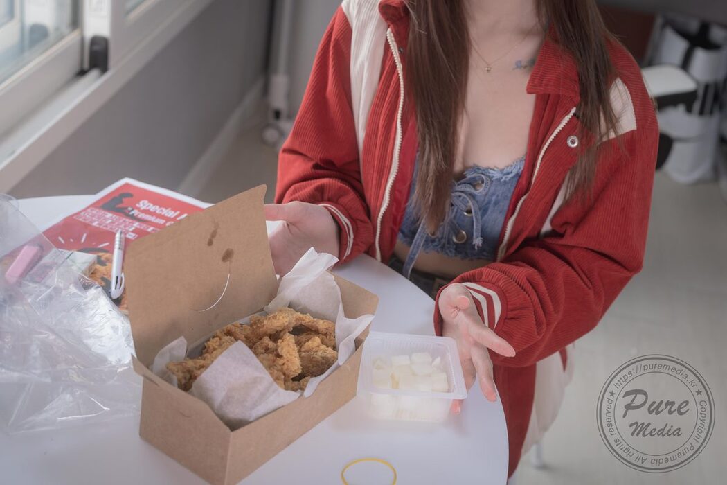 PureMedia Vol.277 Yeha 예하 – Expensive And Delicious Naked Hen Part1