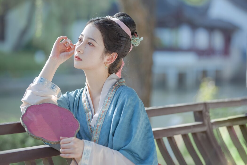 YiTuYu艺图语 Vol.1815 Wu Yue De San Hua Mao