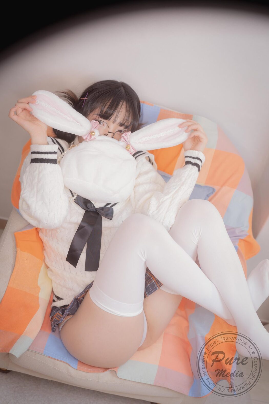 PureMedia Vol.276 Jelly 젤리 – Girl Trapped In A Rooftop Room Part1