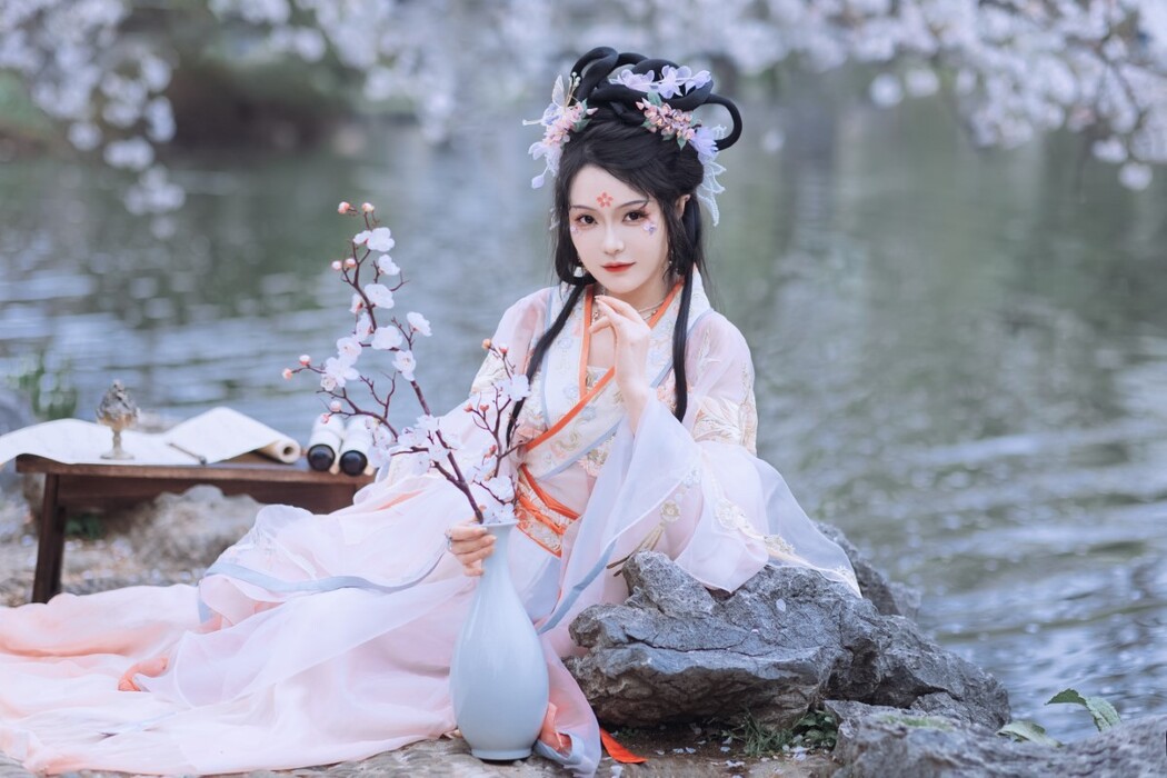 YiTuYu艺图语 Vol.1761 Lu Lu haley
