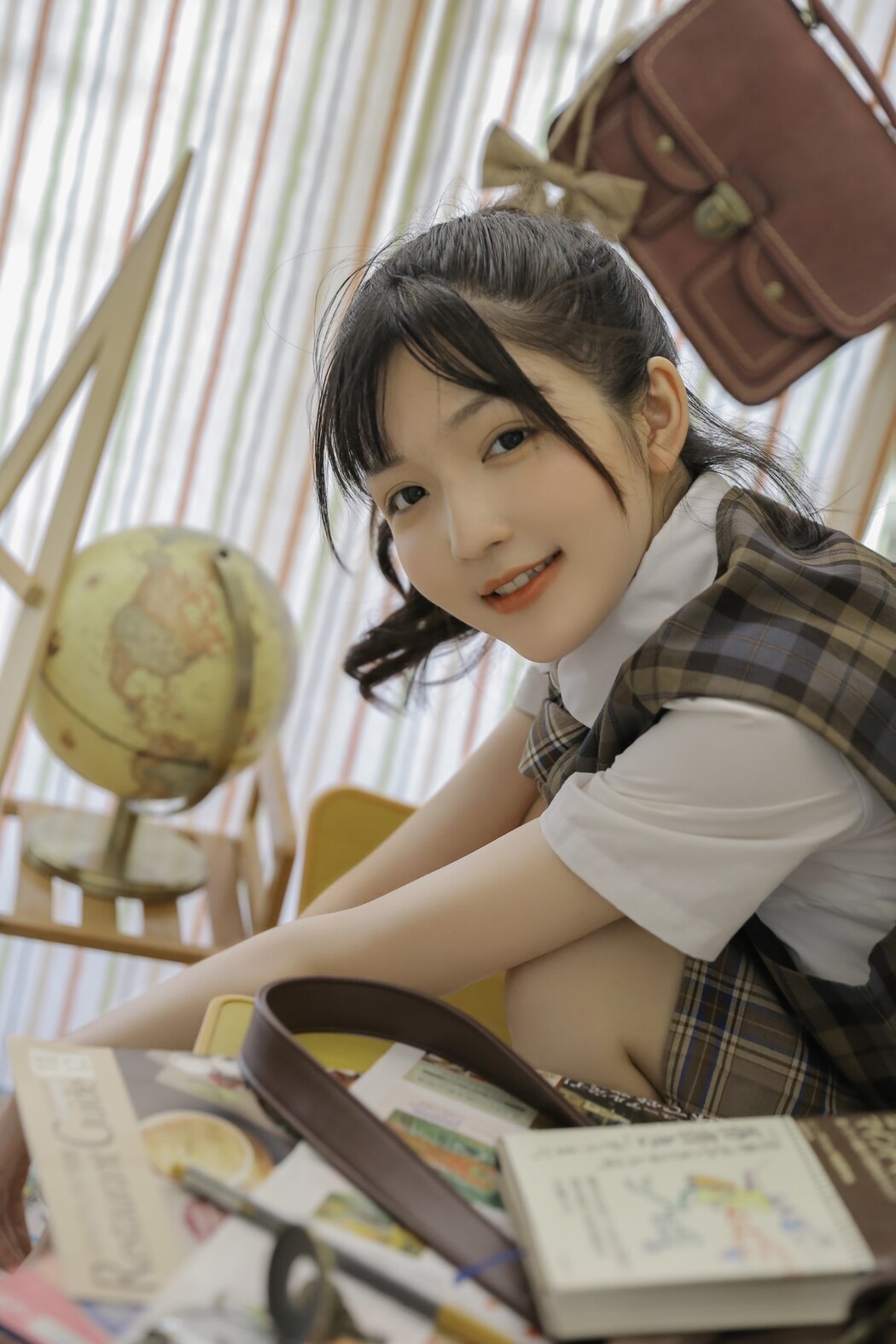 YiTuYu艺图语 Vol.1808 Jin Di Vivian