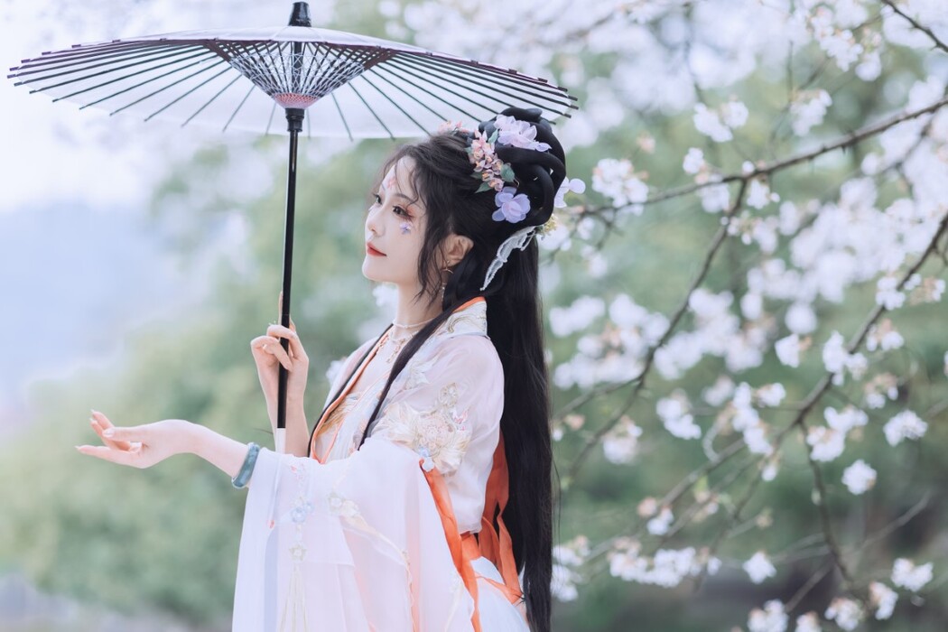 YiTuYu艺图语 Vol.1761 Lu Lu haley