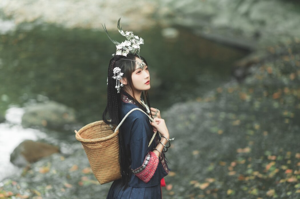 YiTuYu艺图语 Vol.1813 Tu Zi Zzz Bu Chi Hu Luo Bo