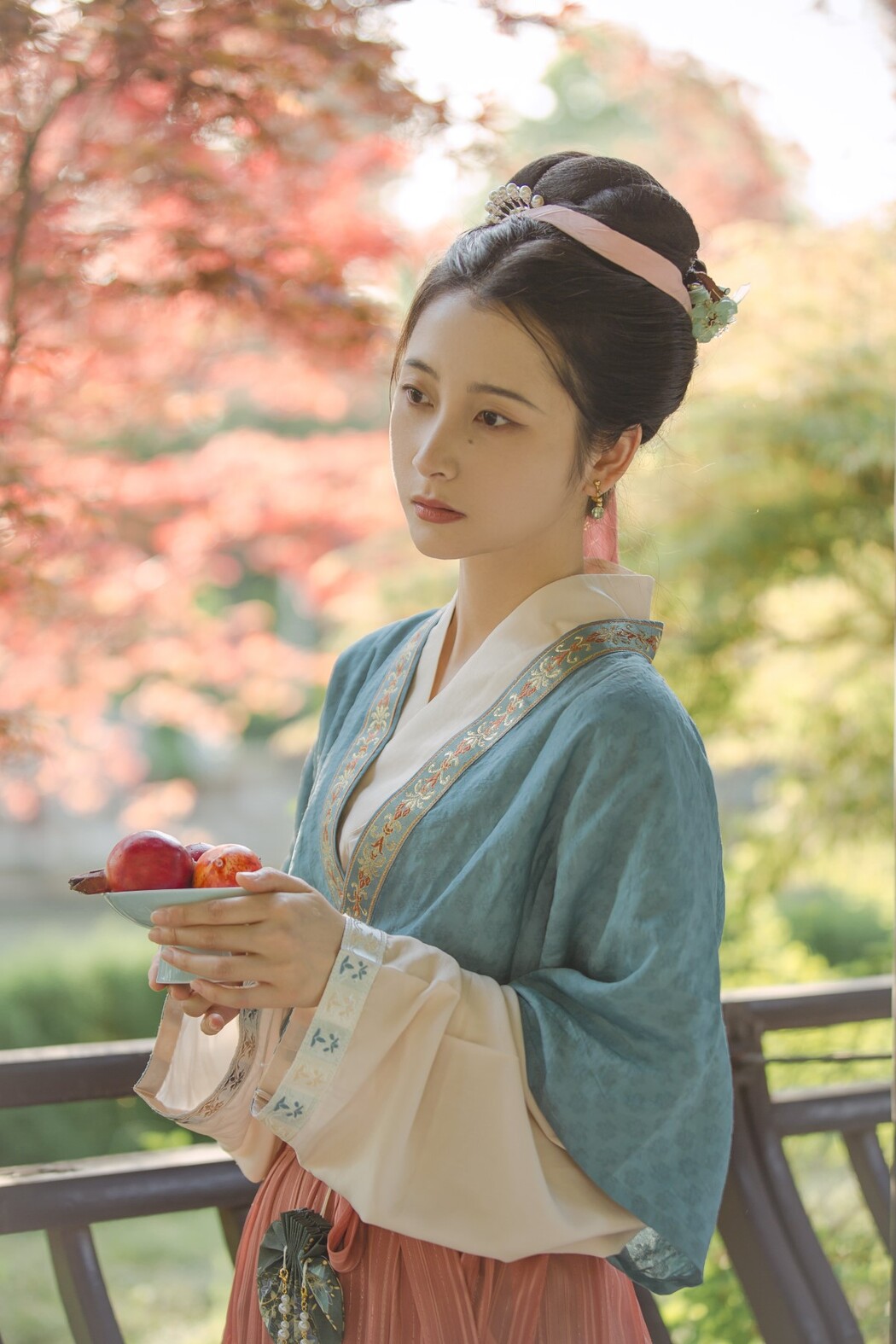 YiTuYu艺图语 Vol.1815 Wu Yue De San Hua Mao