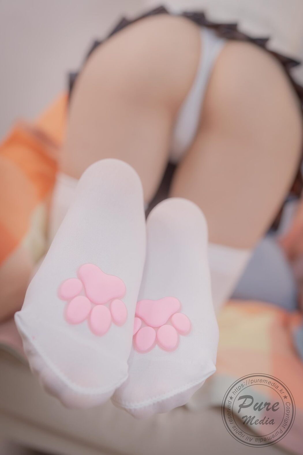 PureMedia Vol.276 Jelly 젤리 – Girl Trapped In A Rooftop Room Part1