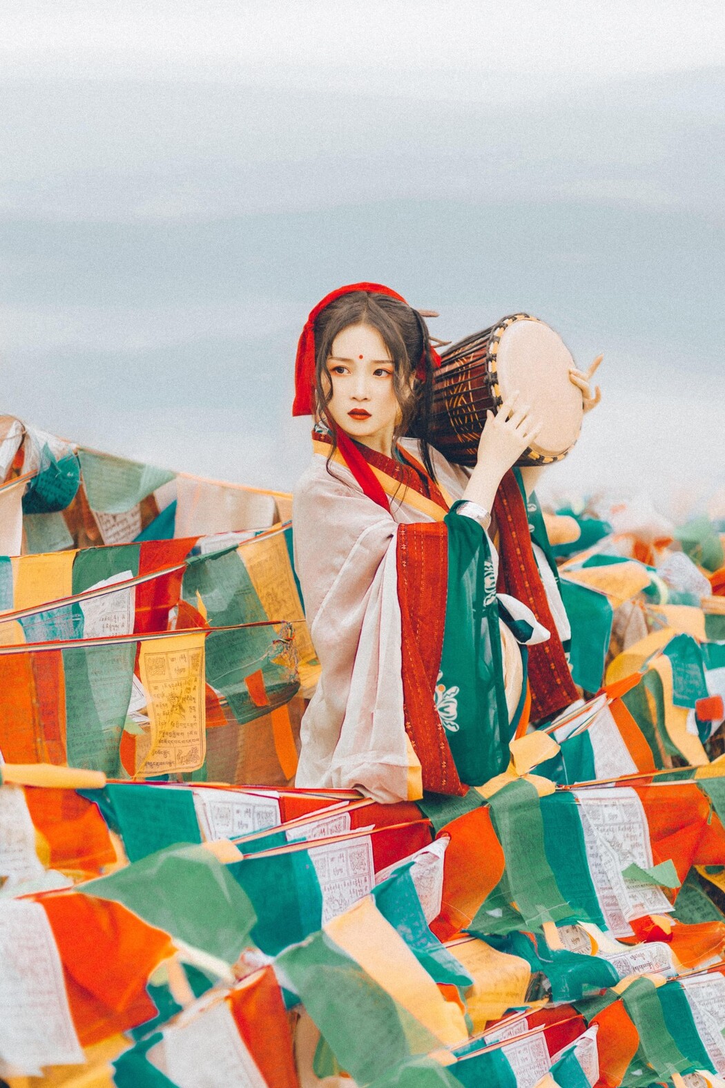 YiTuYu艺图语 Vol.1802 Yue Xia Sang Xiao Chuan