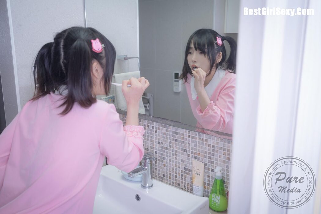 PureMedia Vol.266 Jelly 젤리 – Pinky Buttons And Hole C