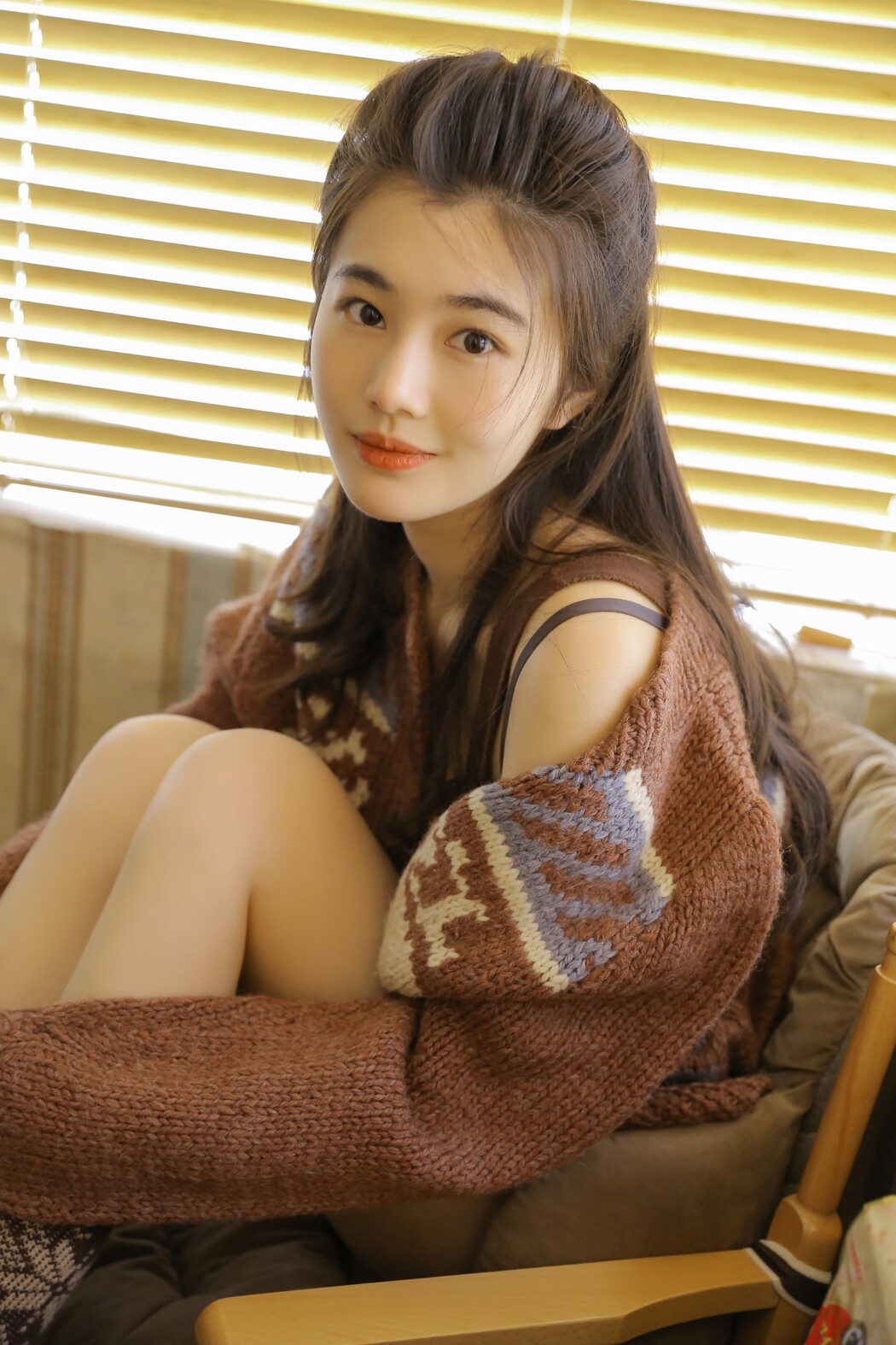 YiTuYu艺图语 Vol.1781 Fan Fan