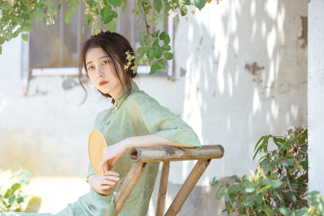 YiTuYu艺图语 Vol.1797 Wu Yue De San Hua Mao