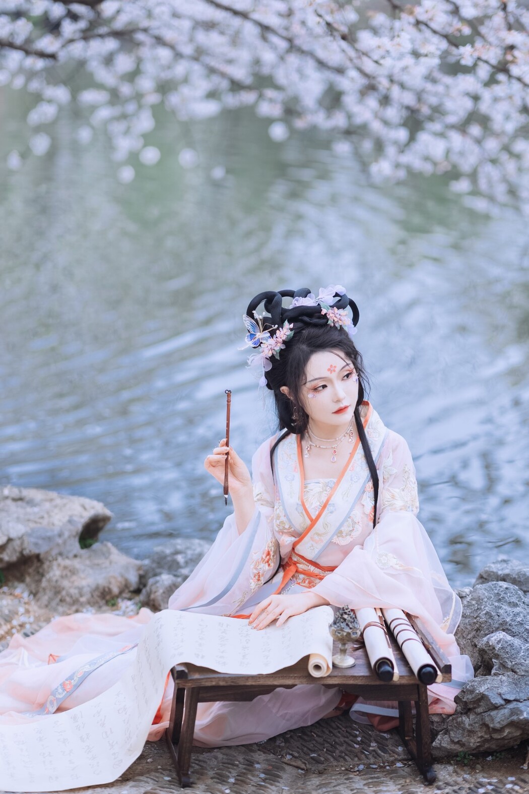 YiTuYu艺图语 Vol.1761 Lu Lu haley