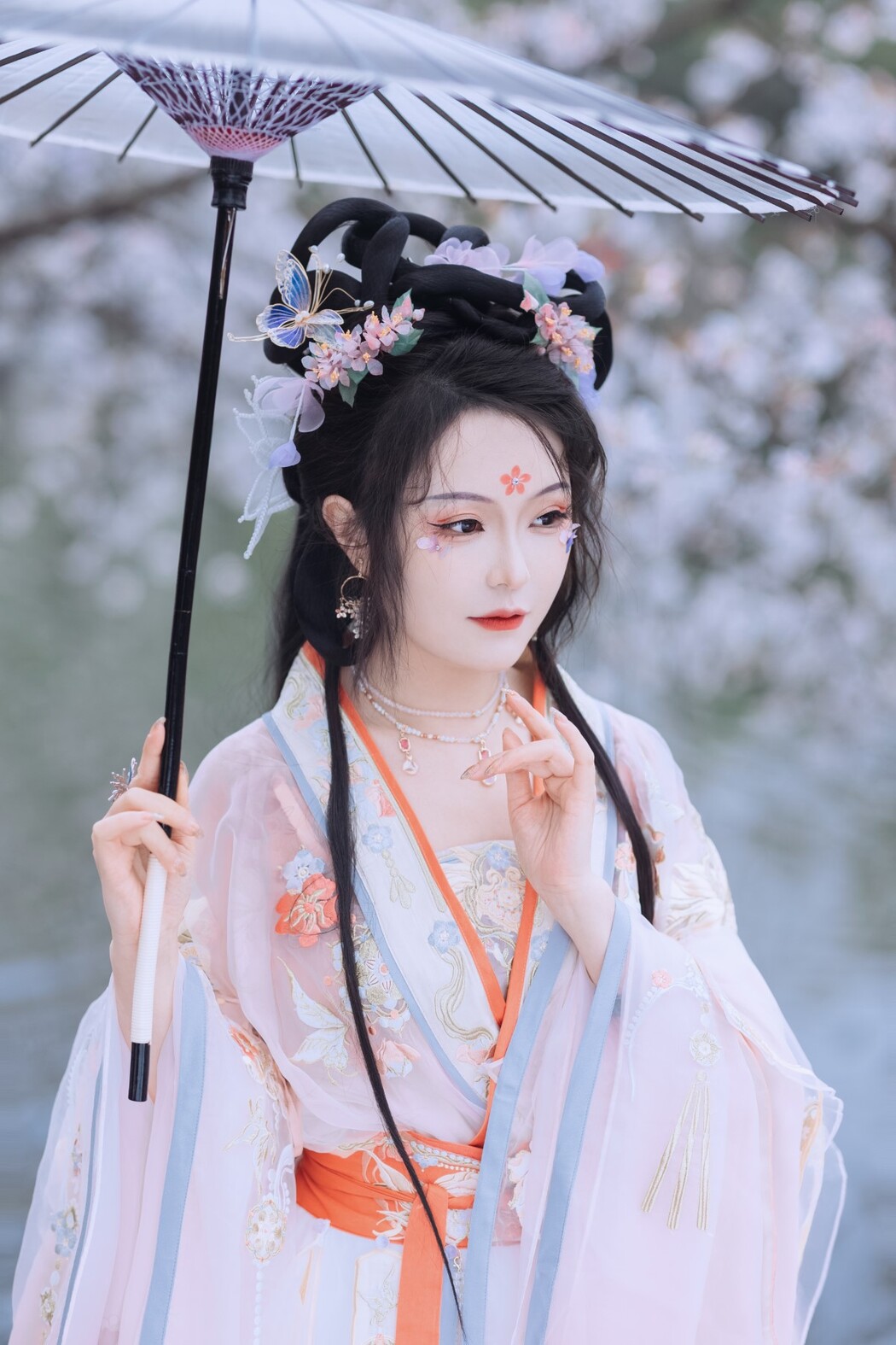 YiTuYu艺图语 Vol.1761 Lu Lu haley