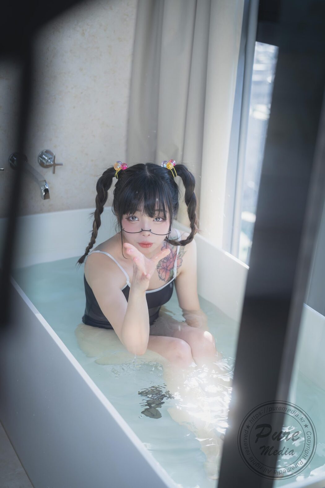PureMedia Vol.262 Jelly 젤리 – Is Watching Ero Animation B