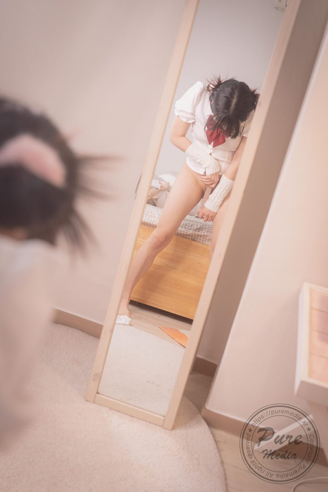 PureMedia Vol.276 Jelly 젤리 – Girl Trapped In A Rooftop Room Part1
