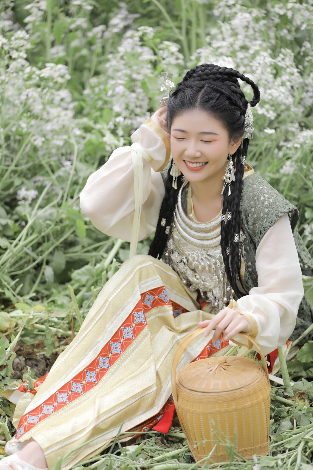 YiTuYu艺图语 Vol.1817 Suan La Tang Er
