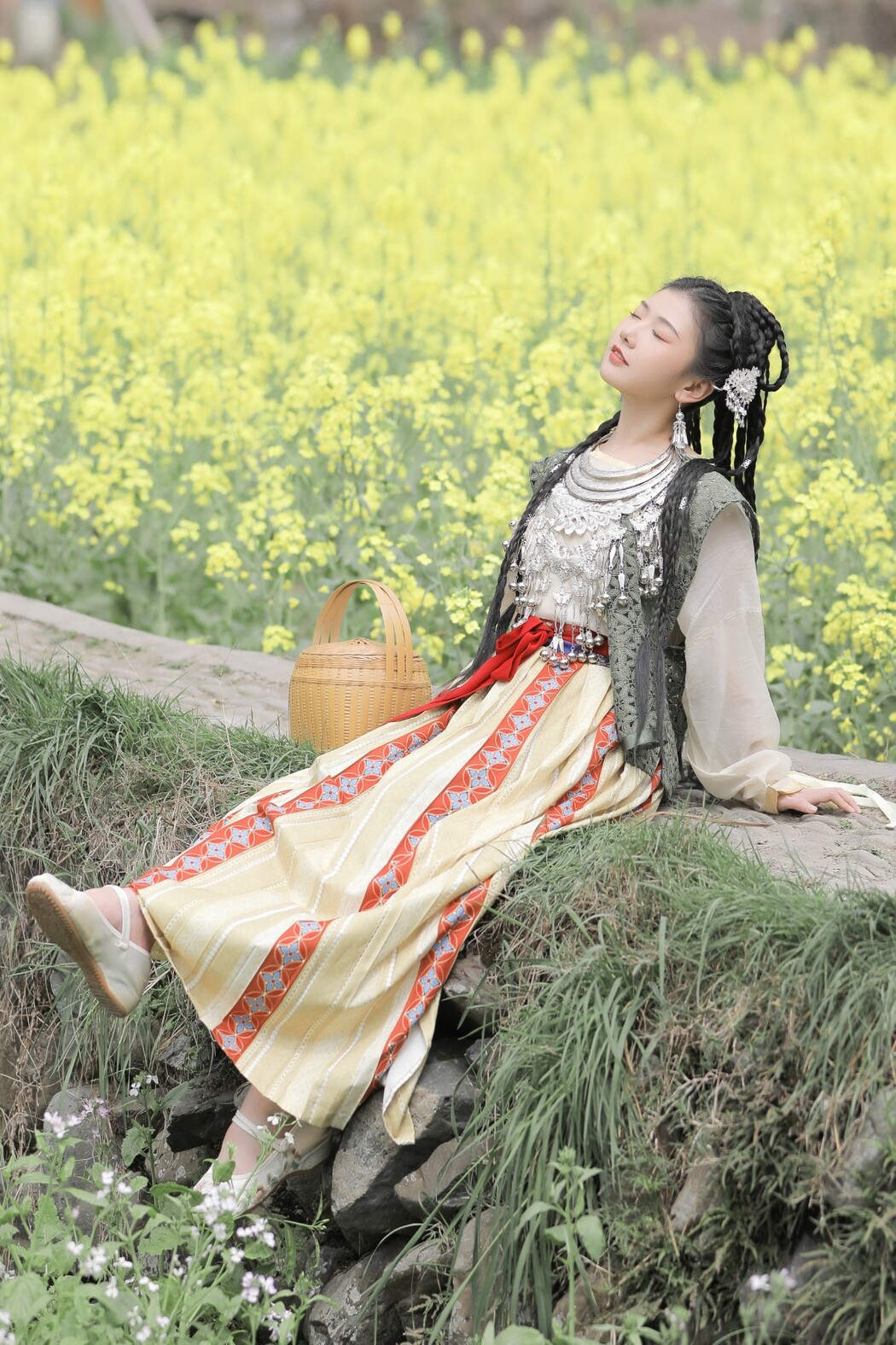 YiTuYu艺图语 Vol.1817 Suan La Tang Er