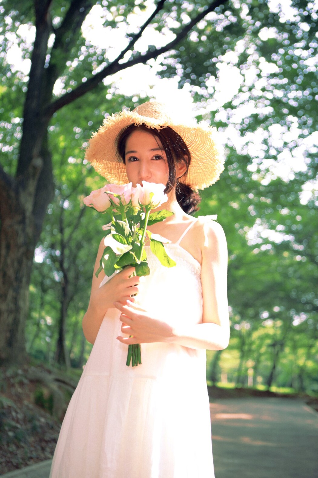 YiTuYu艺图语 Vol.1827 Qian