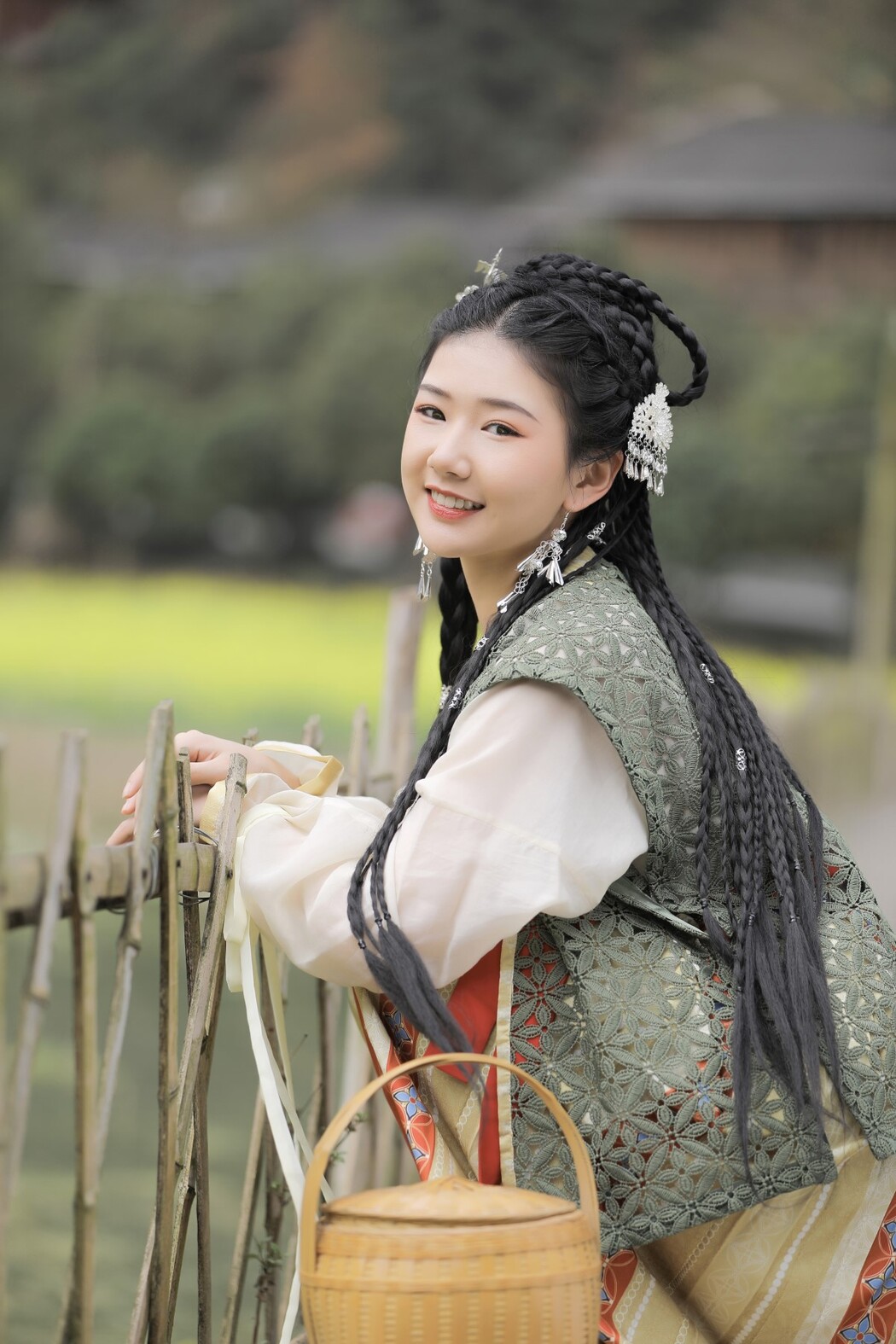 YiTuYu艺图语 Vol.1817 Suan La Tang Er