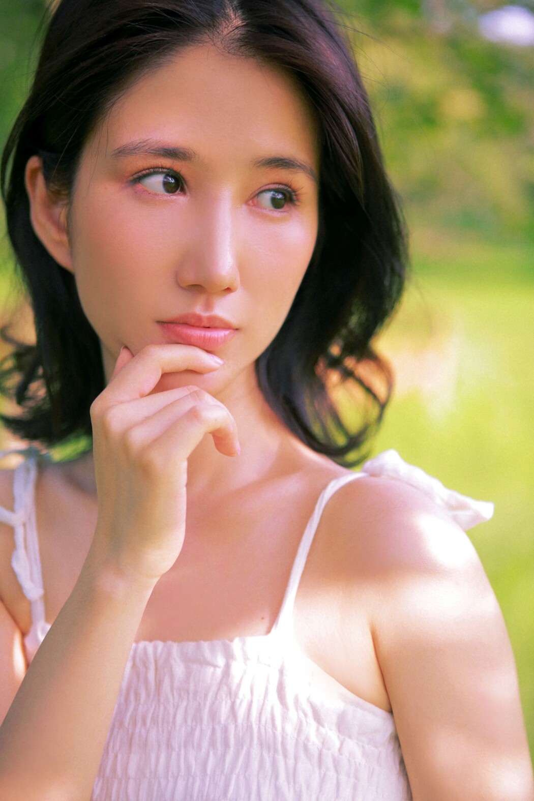 YiTuYu艺图语 Vol.1827 Qian