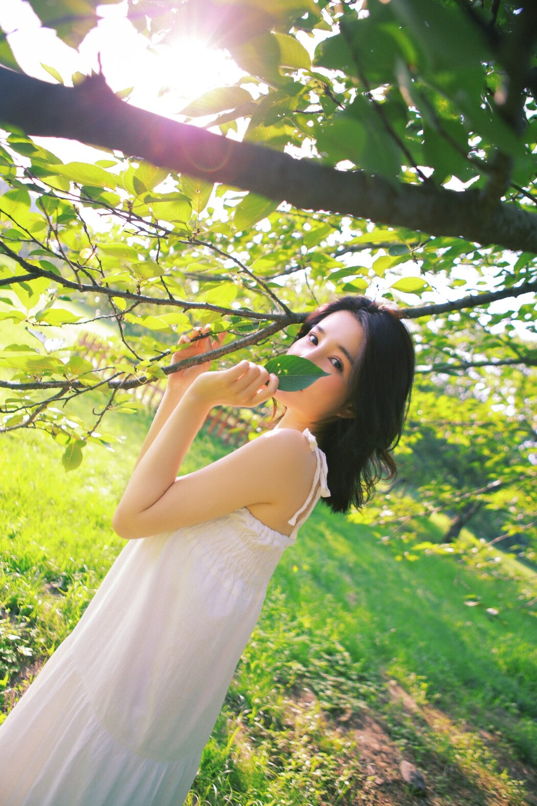 YiTuYu艺图语 Vol.1827 Qian