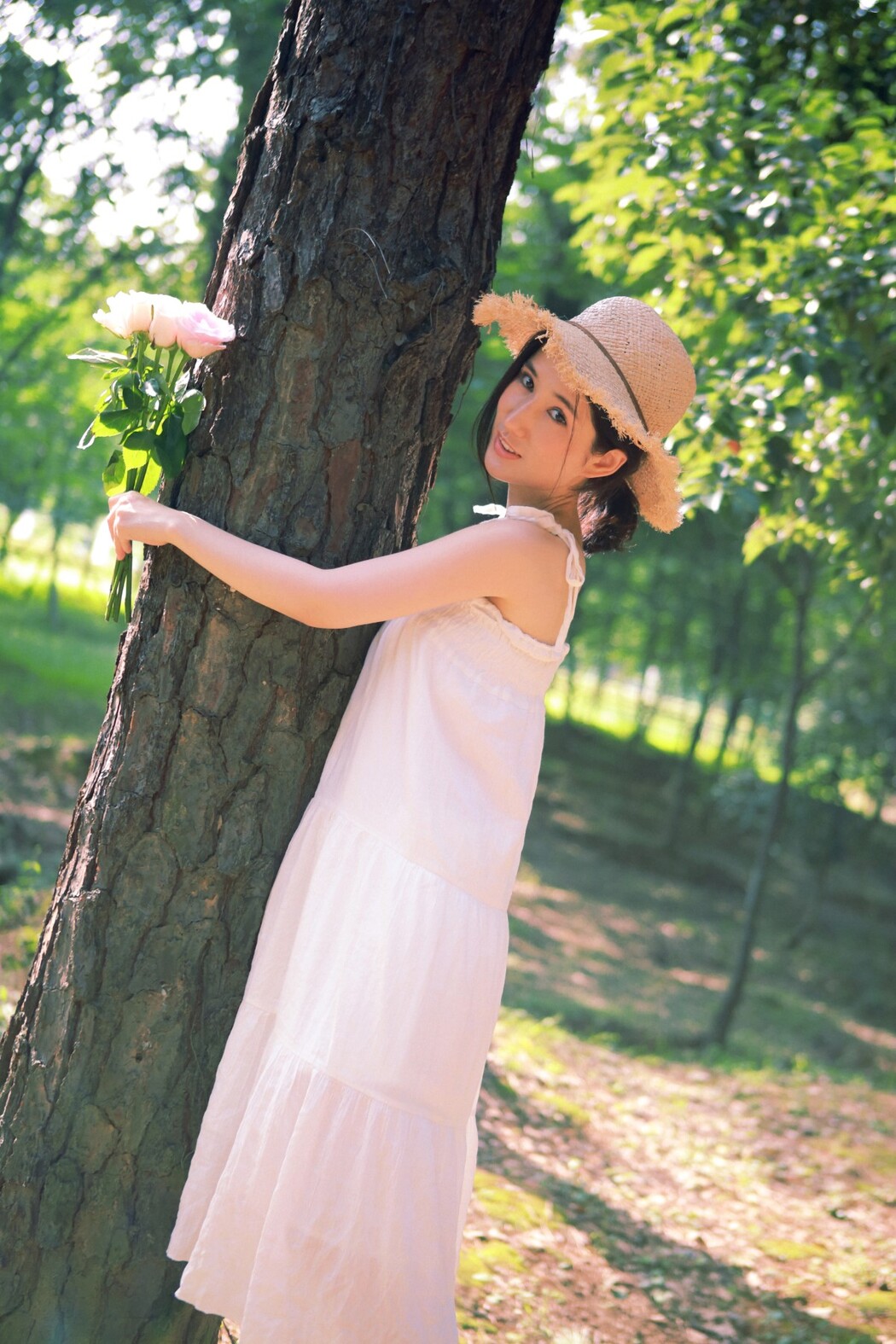 YiTuYu艺图语 Vol.1827 Qian